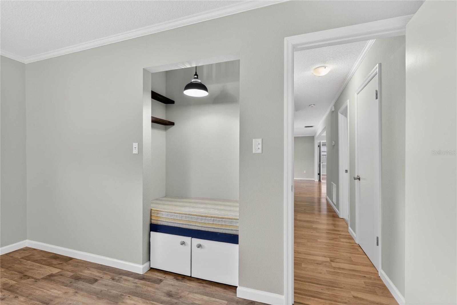 Image 20 of 55 For 27638 Lisa Drive