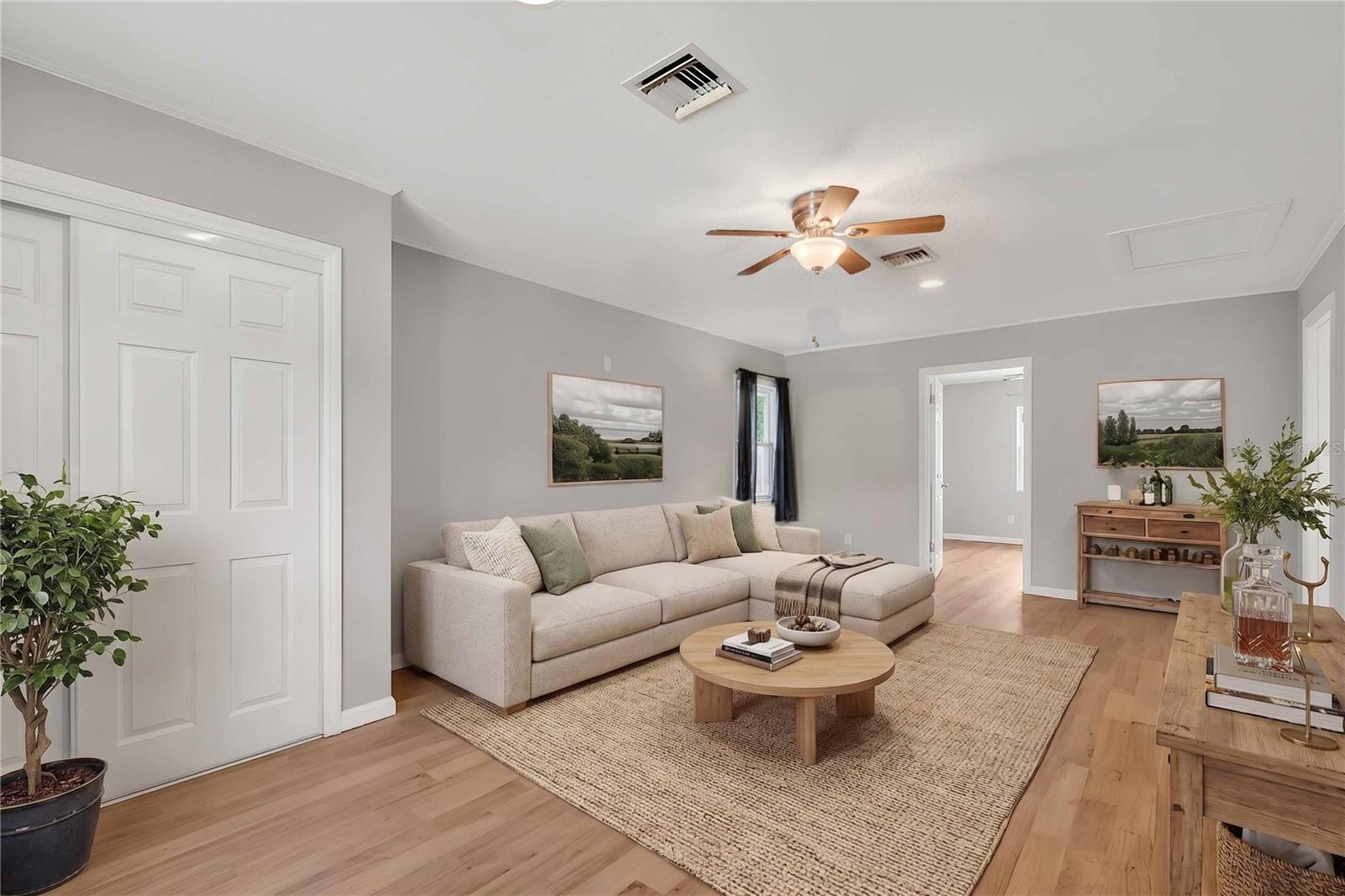 Image 33 of 55 For 27638 Lisa Drive