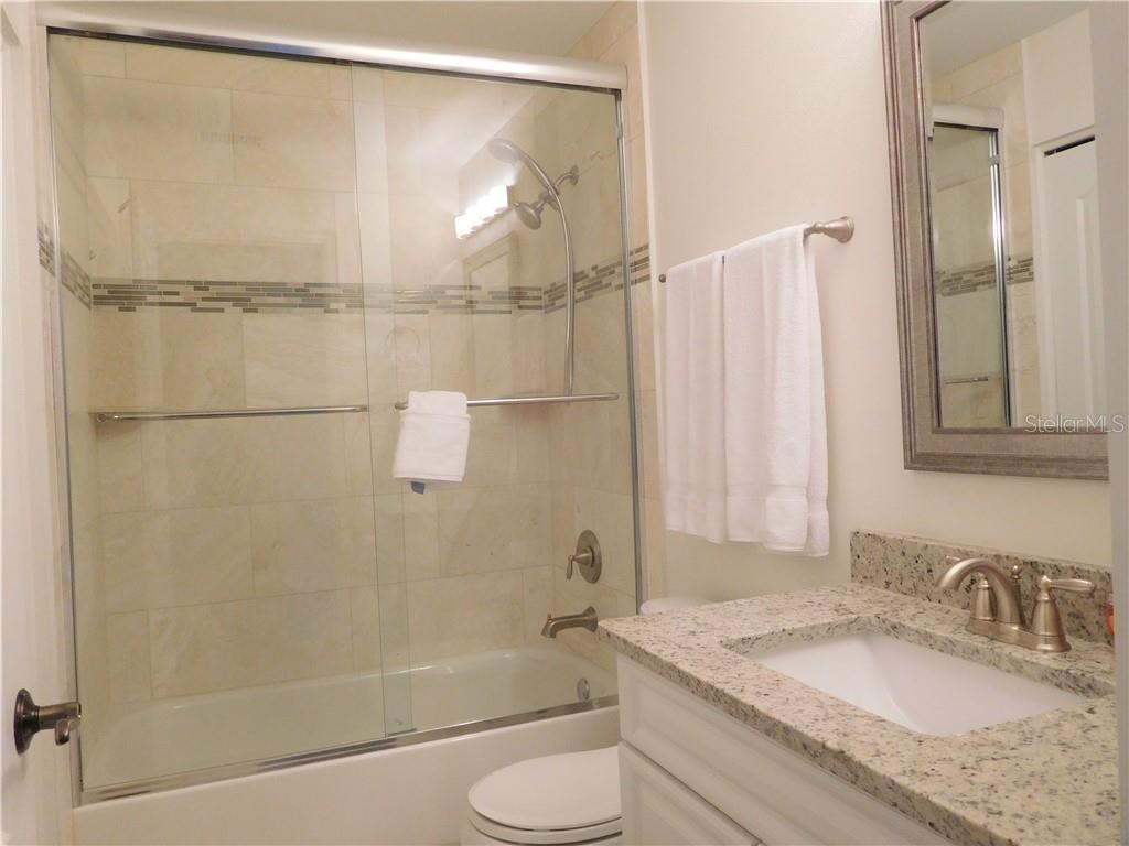 Image 11 of 24 For 8735 Olde Hickory Avenue 8104