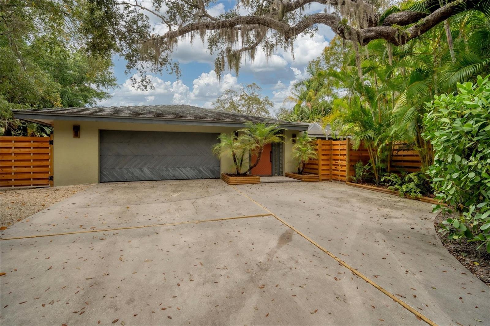 Details for 1125 Hampton Road, SARASOTA, FL 34236