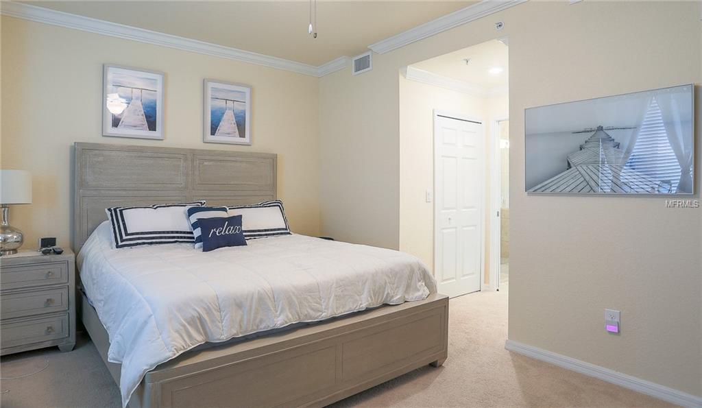 Image 13 of 32 For 5558 Palmer Circle 106