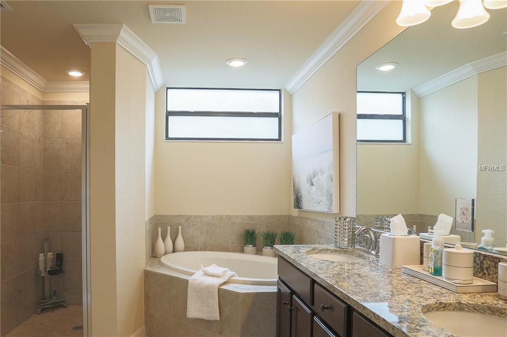 Image 14 of 32 For 5558 Palmer Circle 106