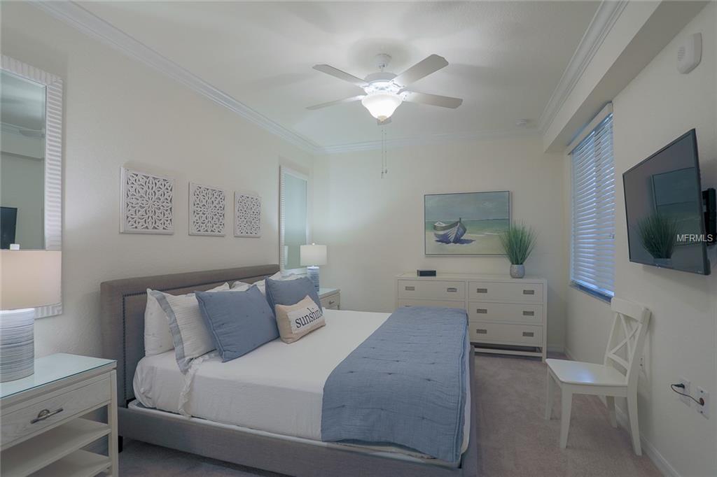 Image 12 of 37 For 17108 Vardon Terrace 306