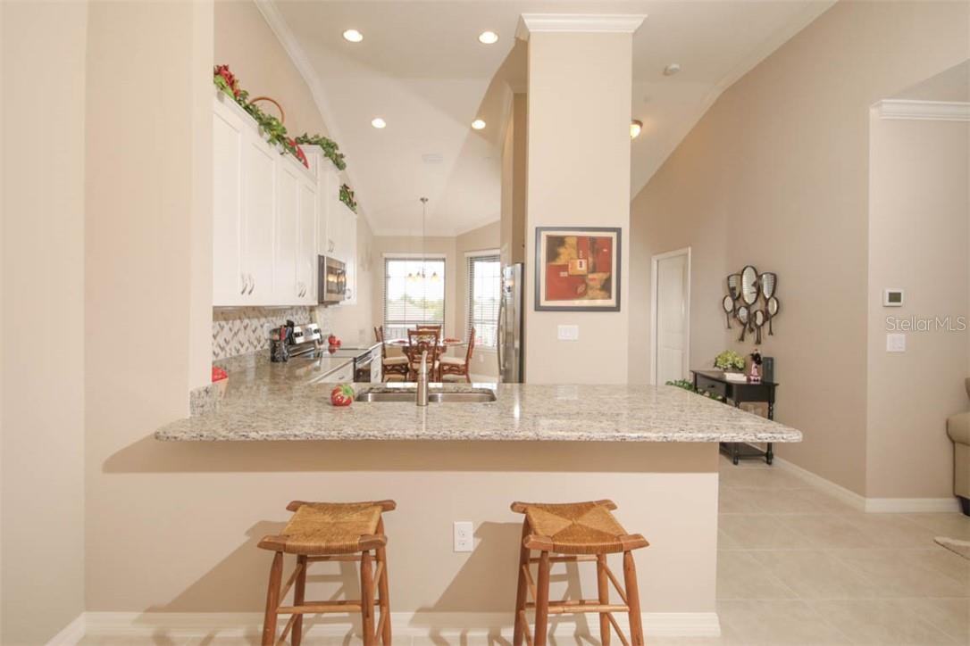 Image 7 of 38 For 12720 Sorrento Way 201