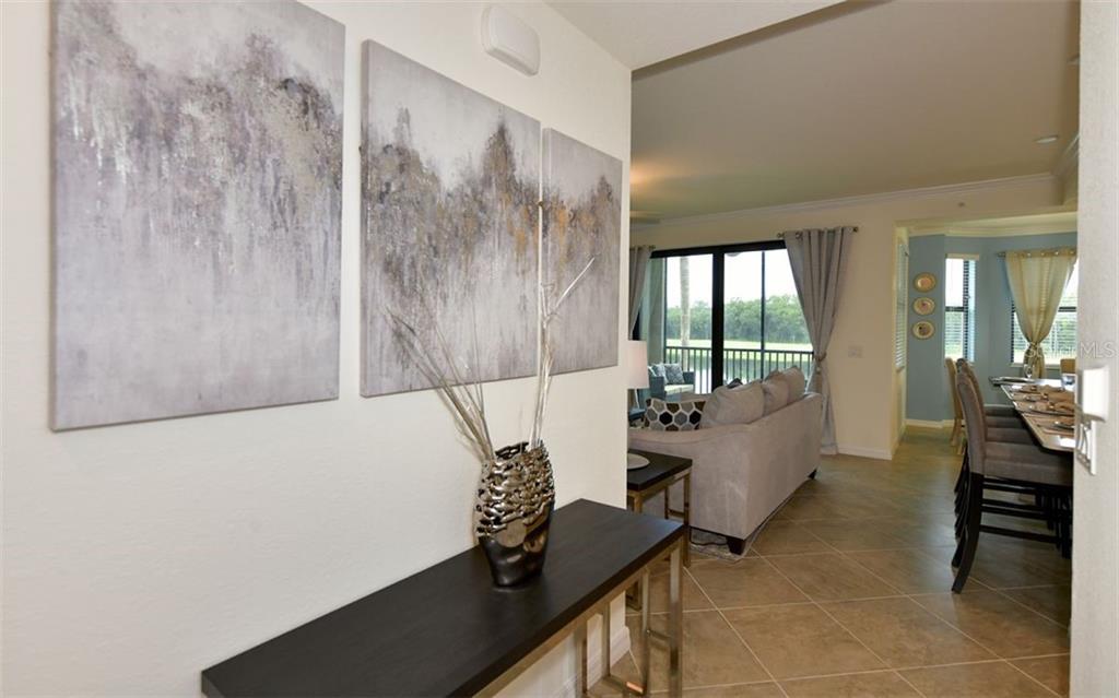 Image 5 of 69 For 17520 Gawthrop Drive 203