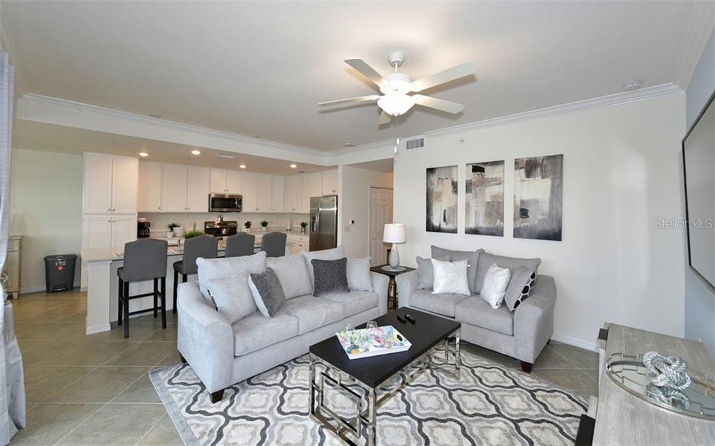 Image 9 of 69 For 17520 Gawthrop Drive 203