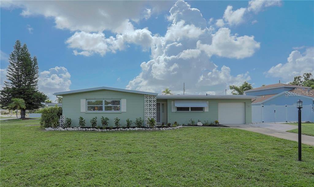 Details for 105 62nd Street W, BRADENTON, FL 34209