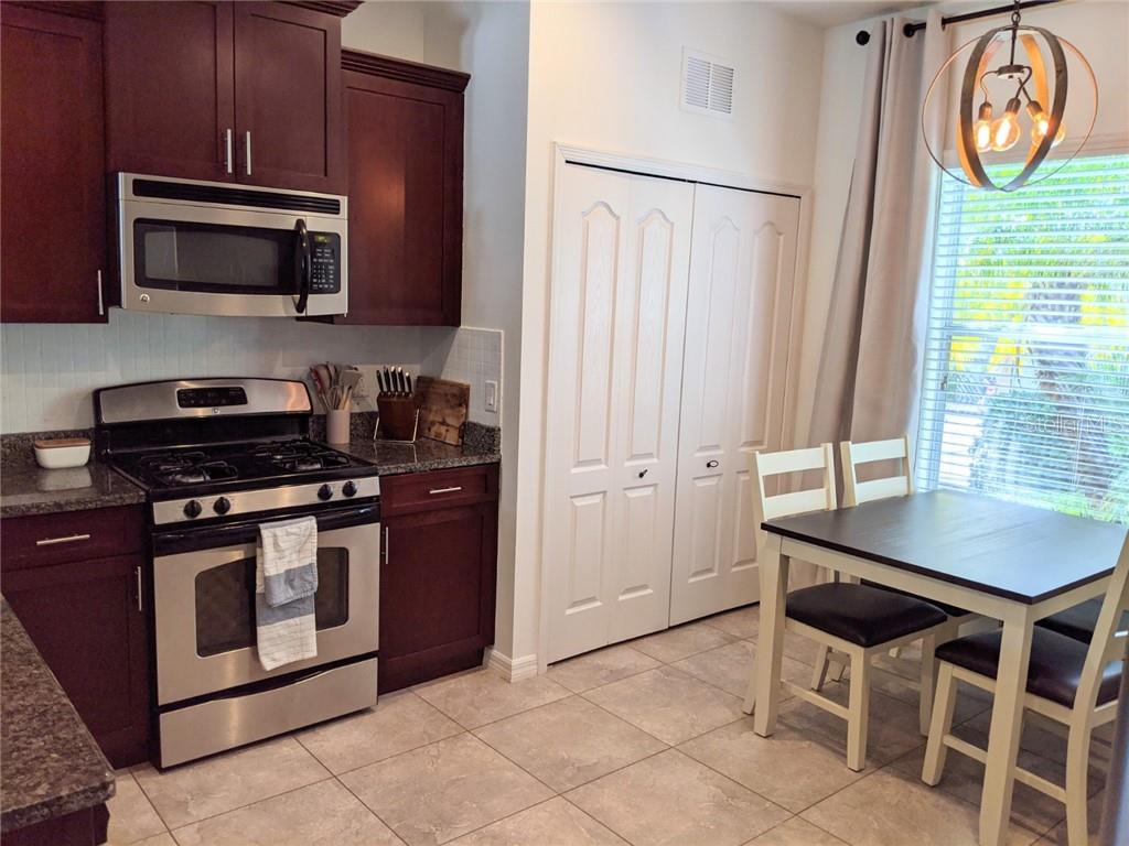 Image 11 of 27 For 4911 Newport News Circle