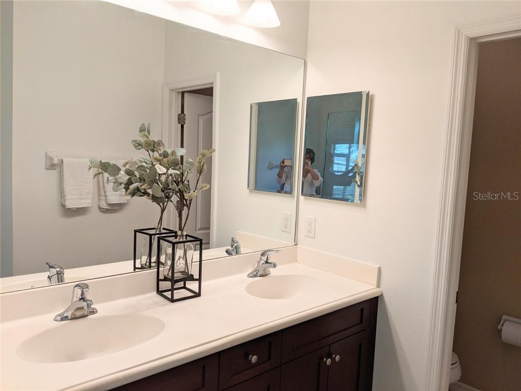 Image 18 of 27 For 4911 Newport News Circle