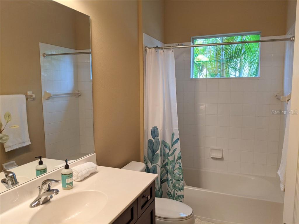 Image 22 of 27 For 4911 Newport News Circle