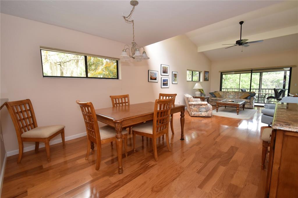 Image 4 of 14 For 1523 Clower Creek Drive Ha246
