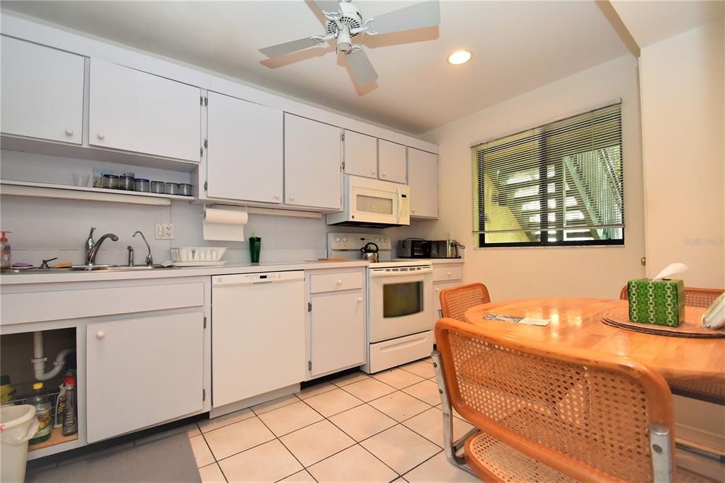 Image 2 of 10 For 1526 Pelican Point Drive Ba144