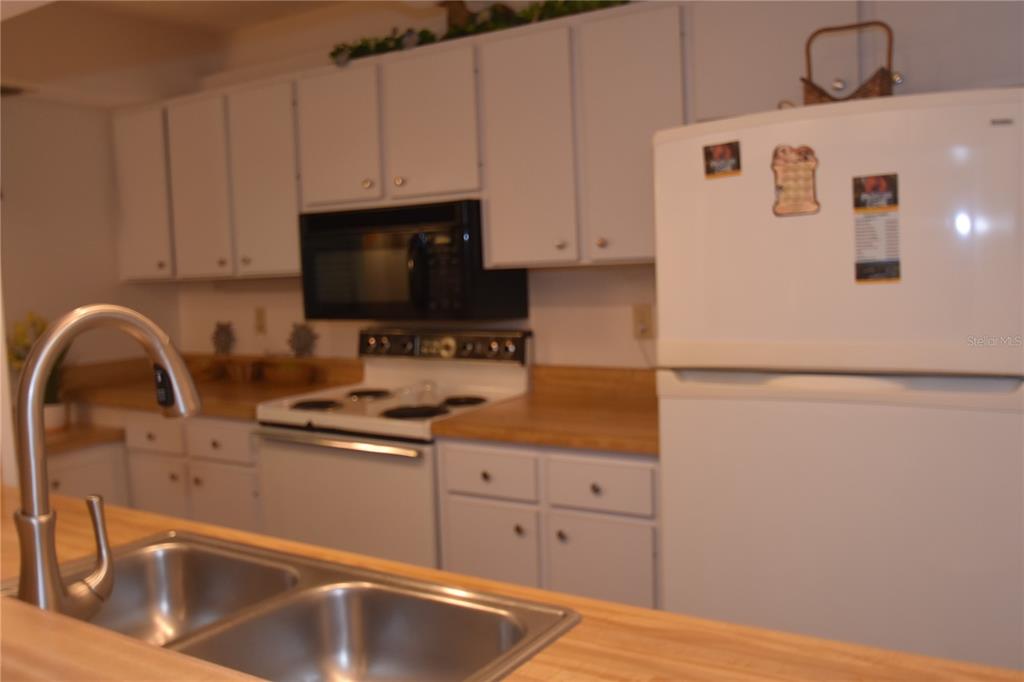 Image 3 of 10 For 1526 Pelican Point Drive Ba144