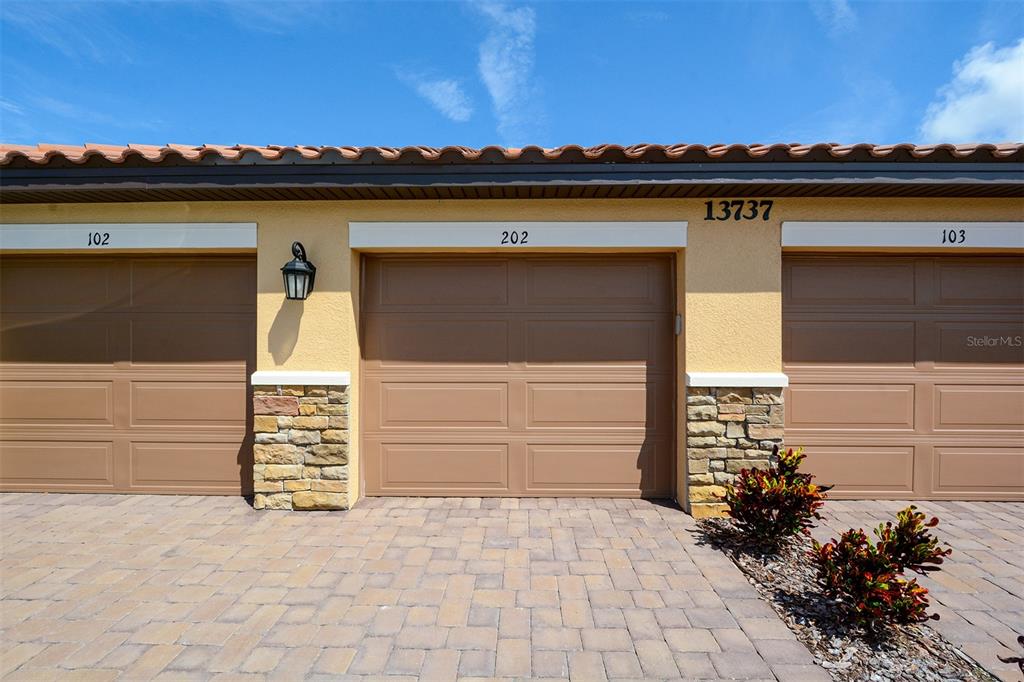 Image 2 of 49 For 13737 Messina Loop  202