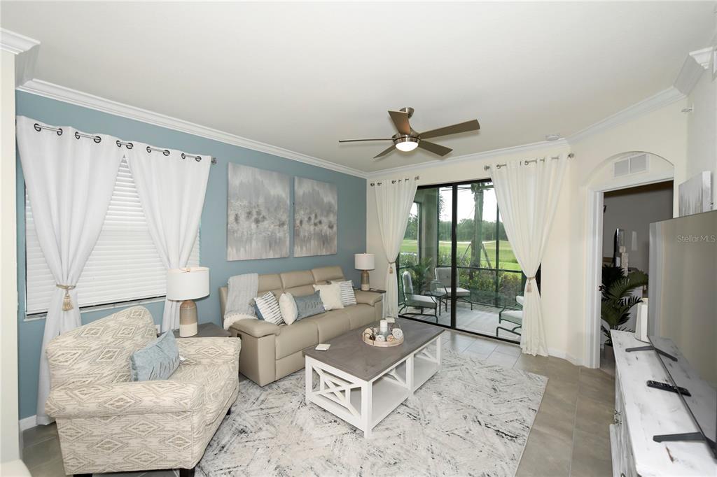 Image 8 of 53 For 17810 Gawthrop Street 101