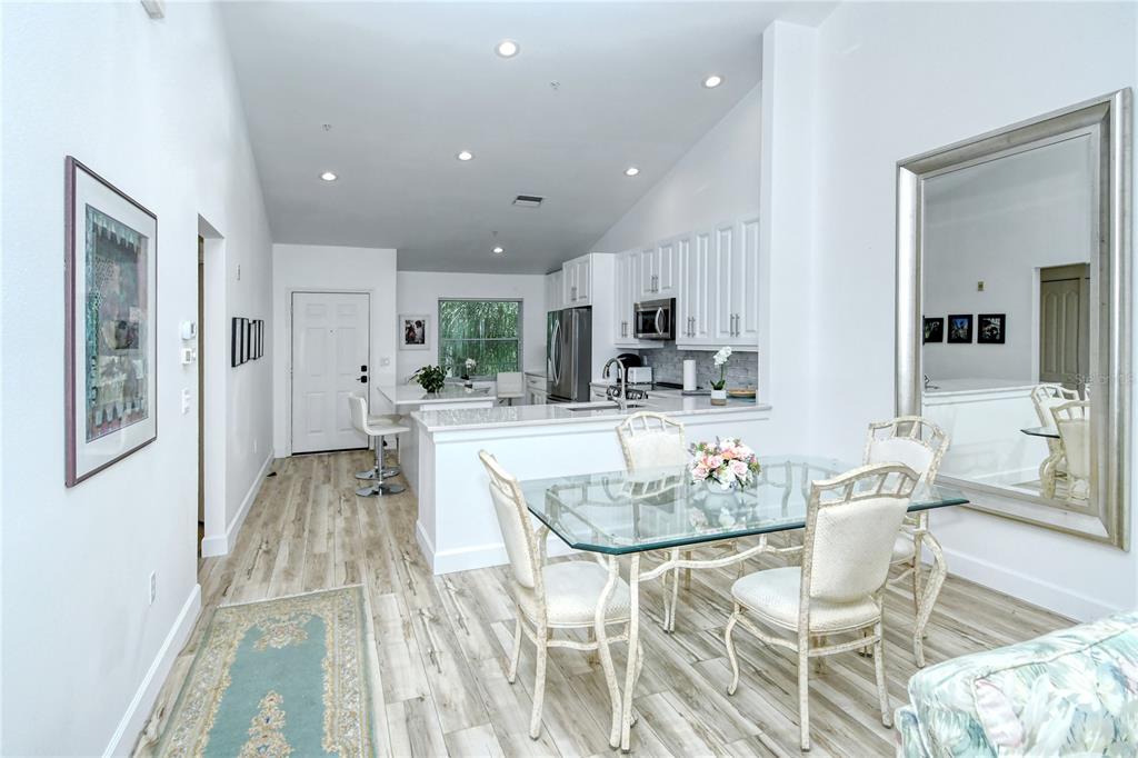 Image 11 of 33 For 8735 Olde Hickory Avenue 8308
