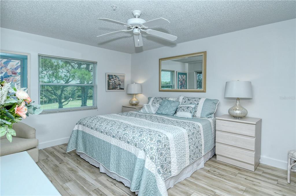 Image 16 of 33 For 8735 Olde Hickory Avenue 8308