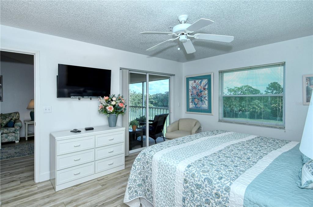 Image 17 of 33 For 8735 Olde Hickory Avenue 8308