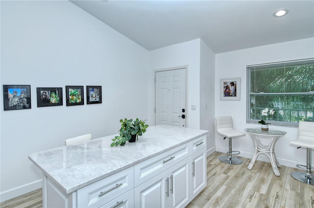 Image 2 of 33 For 8735 Olde Hickory Avenue 8308