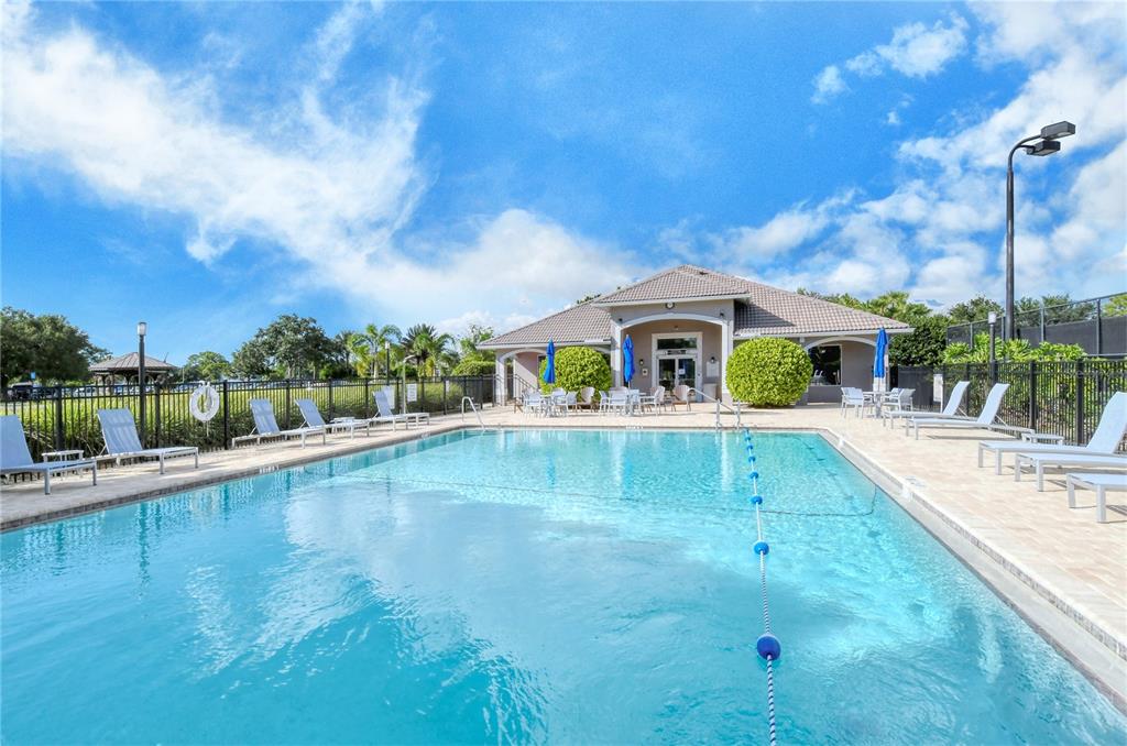 Image 31 of 33 For 8735 Olde Hickory Avenue 8308