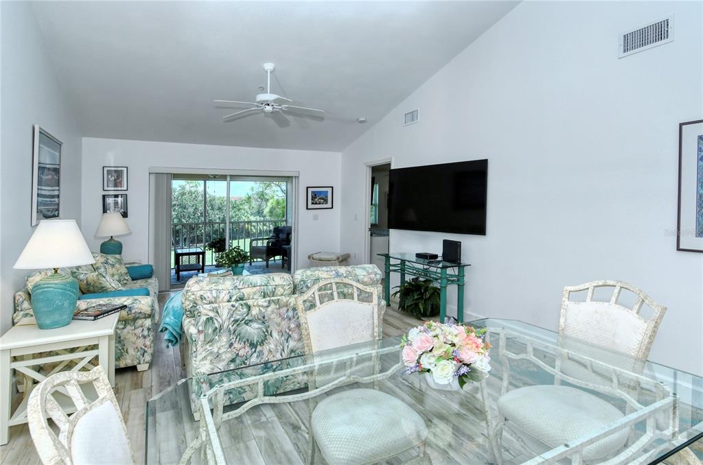 Image 9 of 33 For 8735 Olde Hickory Avenue 8308