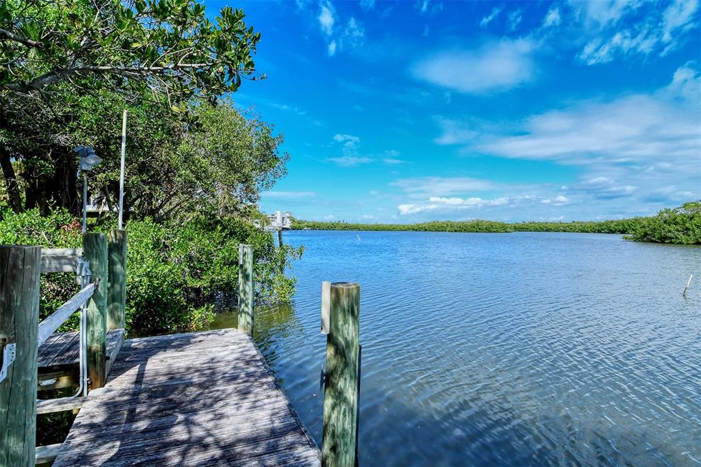 Image 66 of 99 For 2910 Casey Key Road