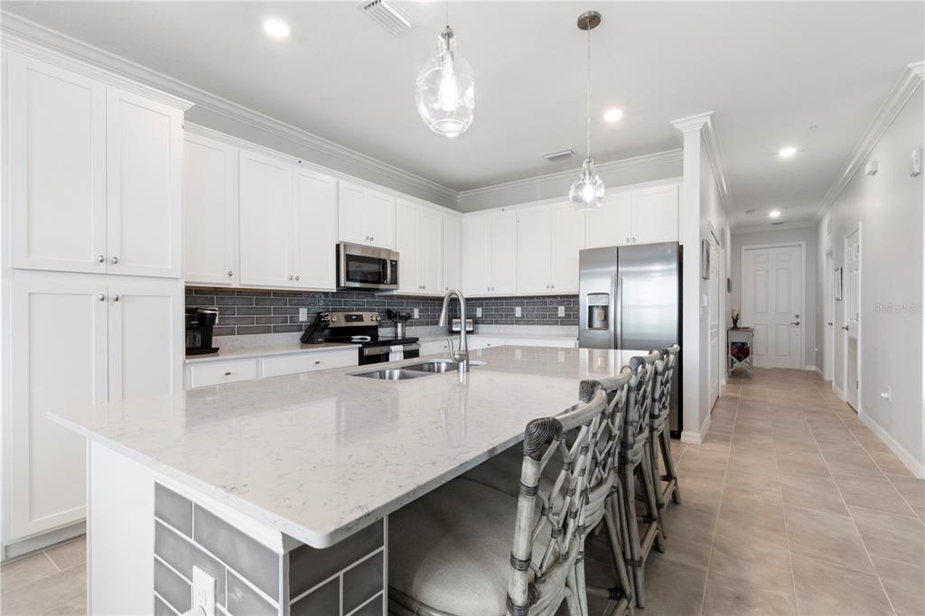 Image 21 of 39 For 18008 Gawthrop Drive 402