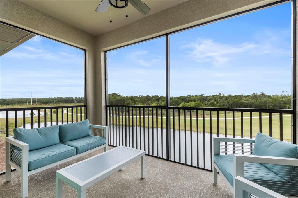 Image 5 of 39 For 18008 Gawthrop Drive 402