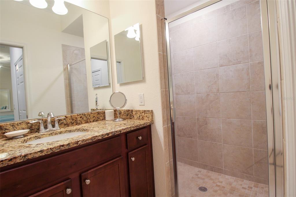 Image 25 of 56 For 16706 Vardon Terrace 405