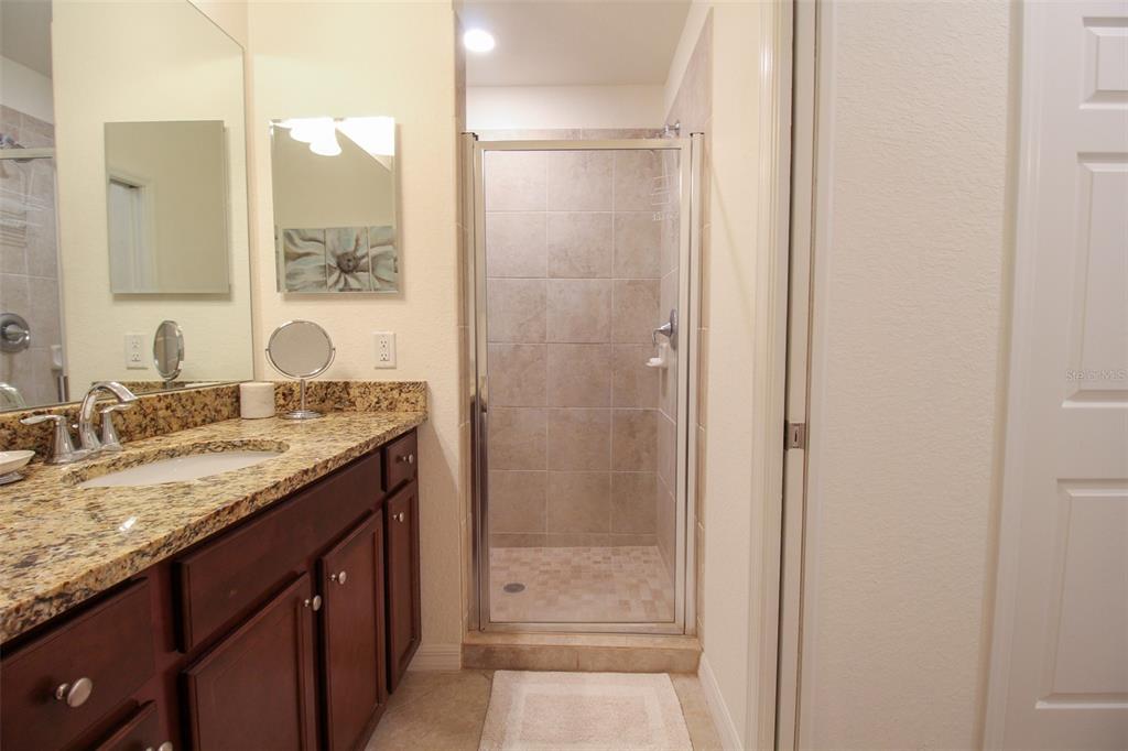 Image 26 of 56 For 16706 Vardon Terrace 405