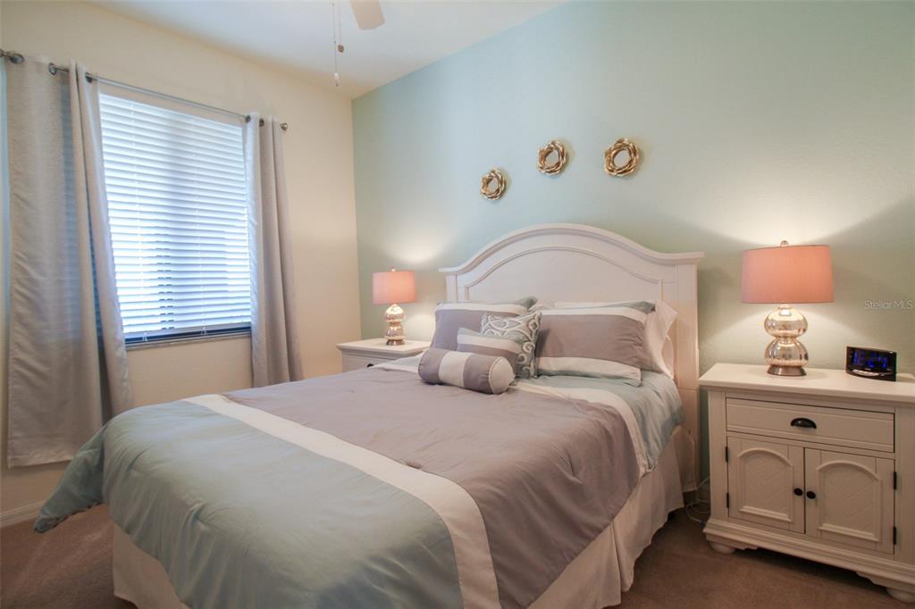 Image 29 of 56 For 16706 Vardon Terrace 405