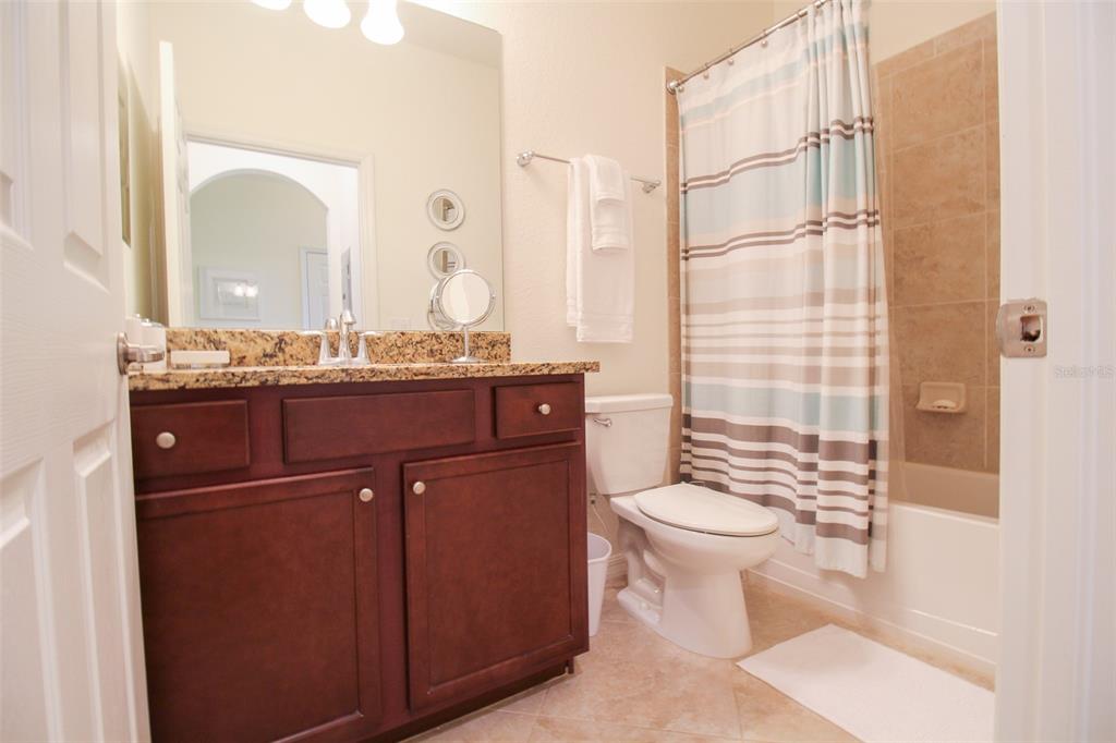 Image 31 of 56 For 16706 Vardon Terrace 405