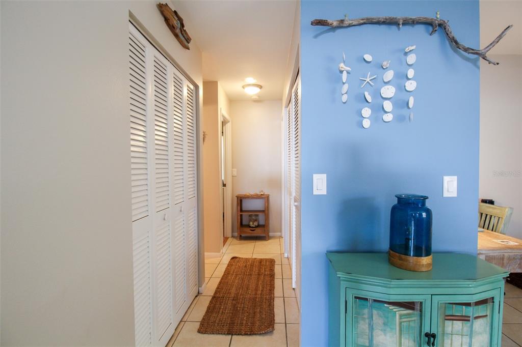 Listing photo id 16 for 1116 Royal Road