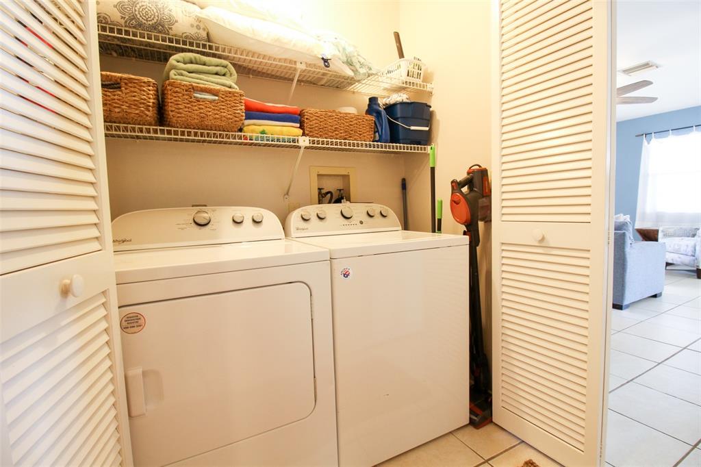 Listing photo id 17 for 1116 Royal Road