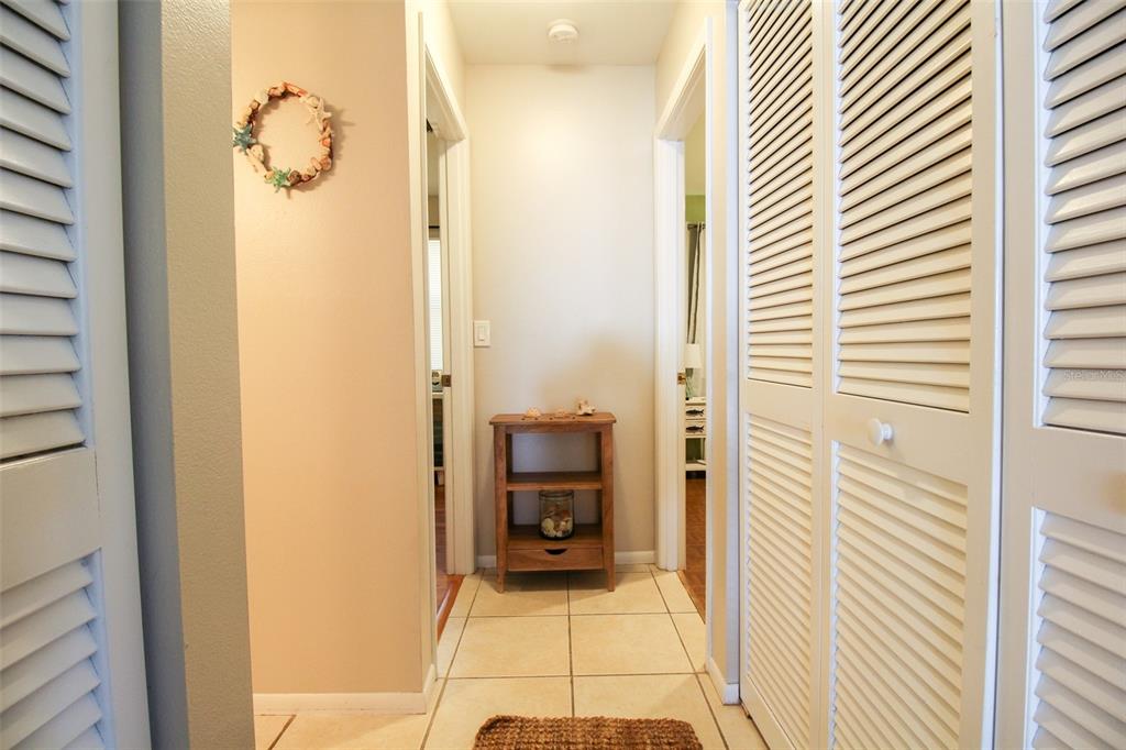 Listing photo id 18 for 1116 Royal Road