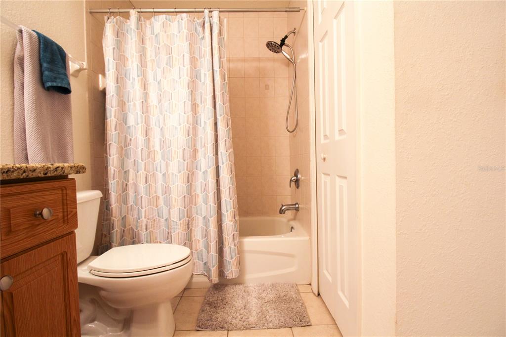 Listing photo id 12 for 101 Natures Way 1202