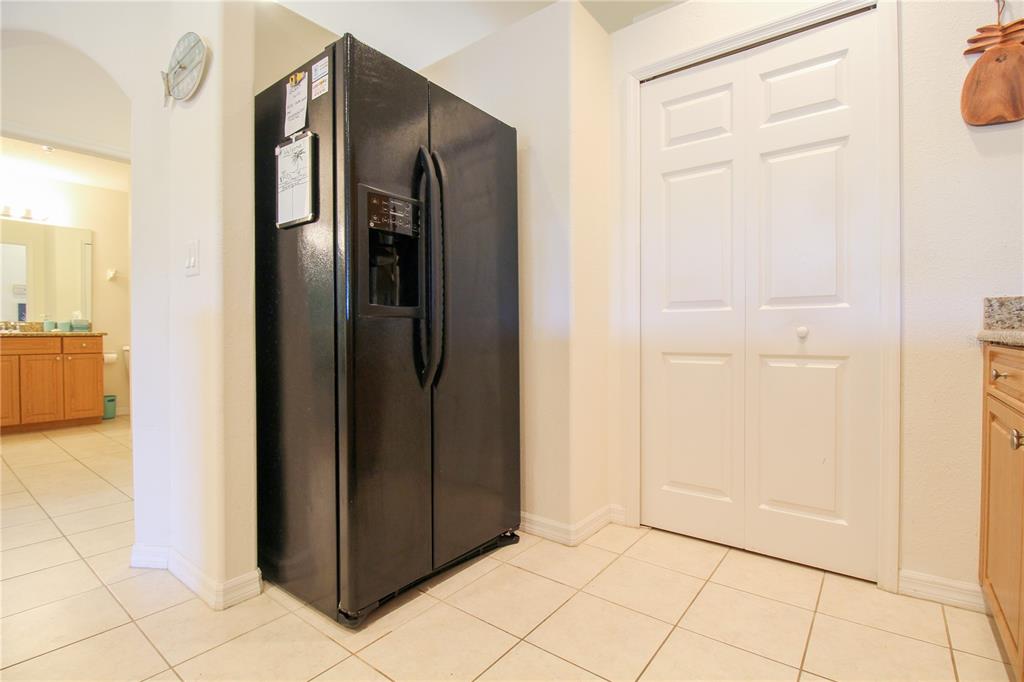 Listing photo id 16 for 101 Natures Way 1202