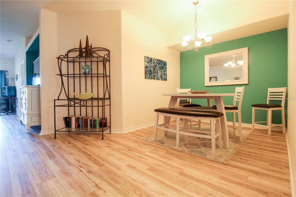 Listing photo id 18 for 101 Natures Way 1202