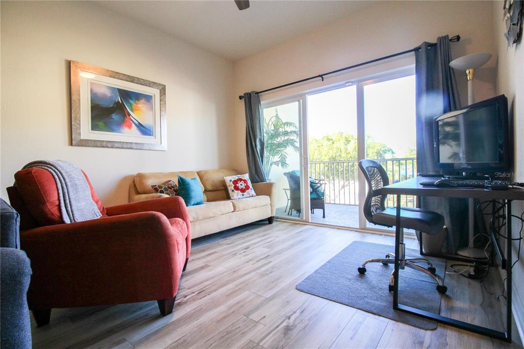 Listing photo id 22 for 101 Natures Way 1202