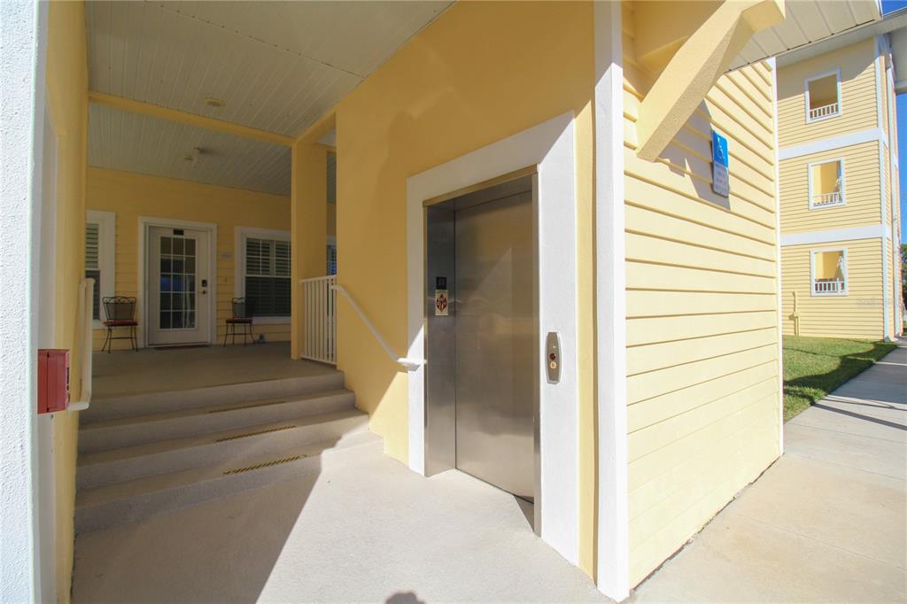 Listing photo id 2 for 101 Natures Way 1202