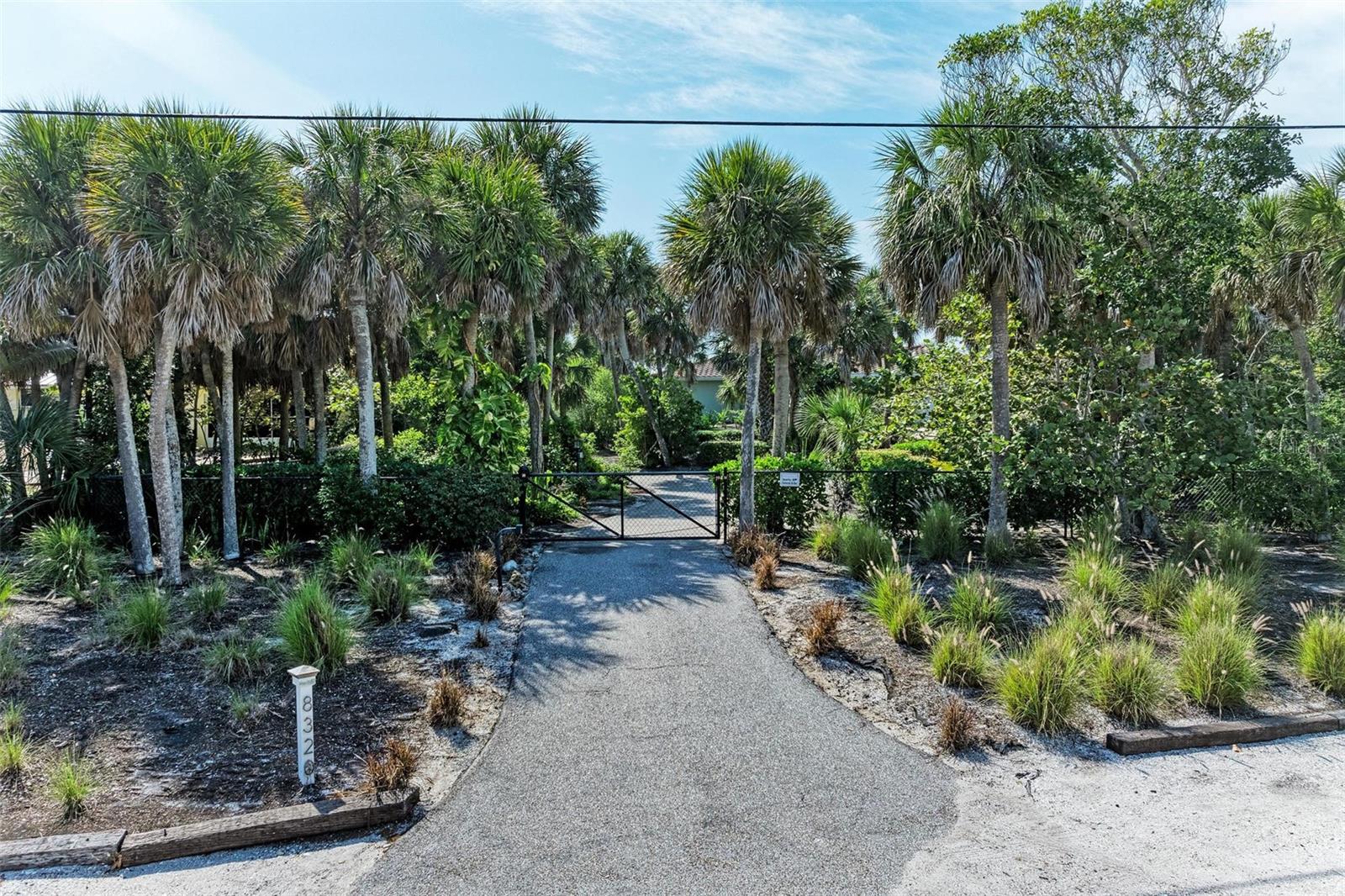 Image 4 of 58 For 8320 Manasota Key Road
