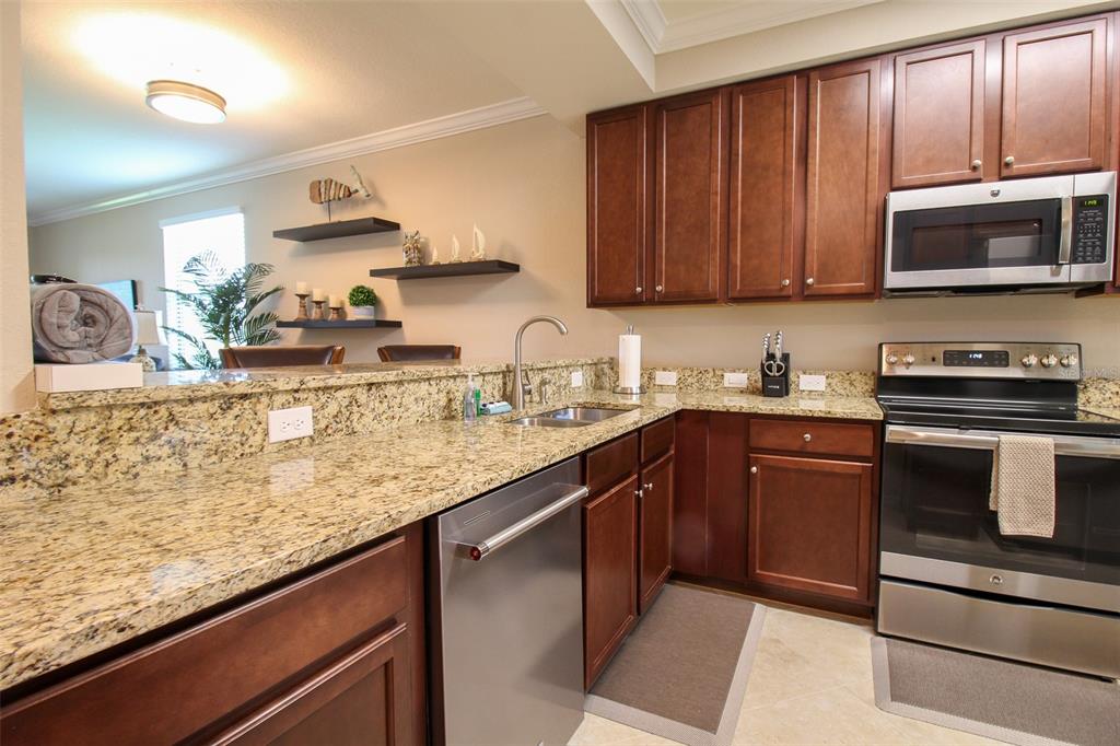 Image 24 of 62 For 16804 Vardon Terrace 108