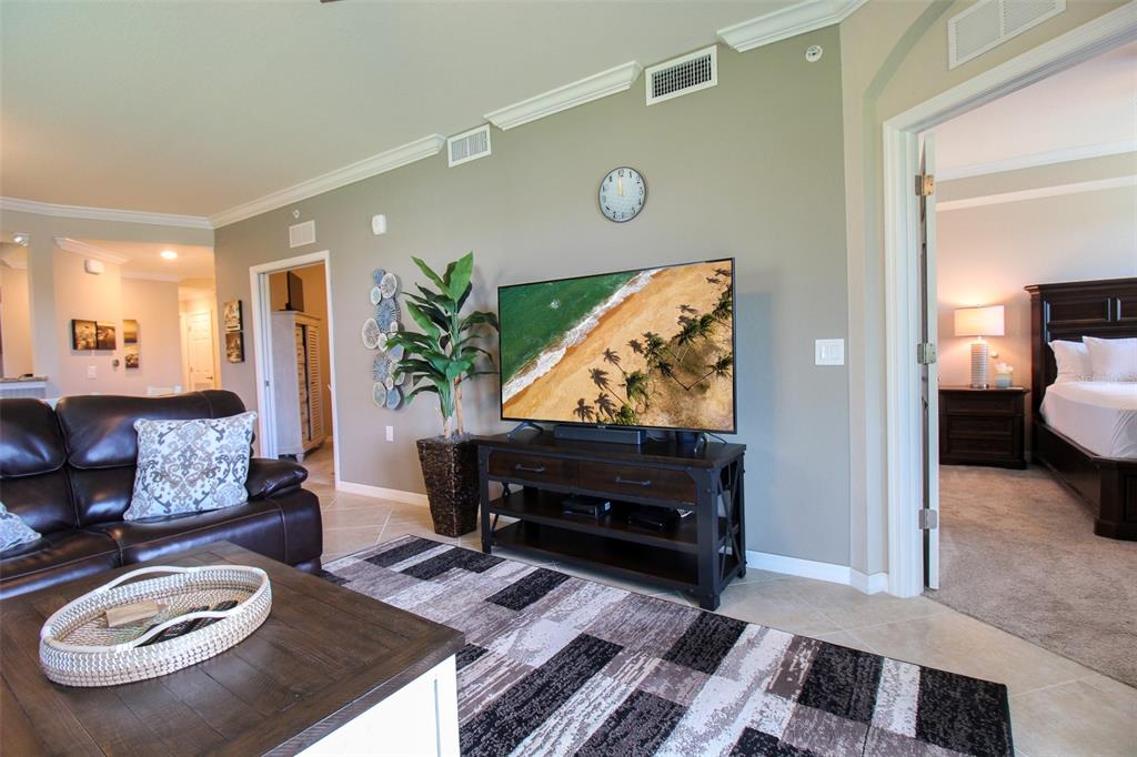 Image 46 of 62 For 16804 Vardon Terrace 108