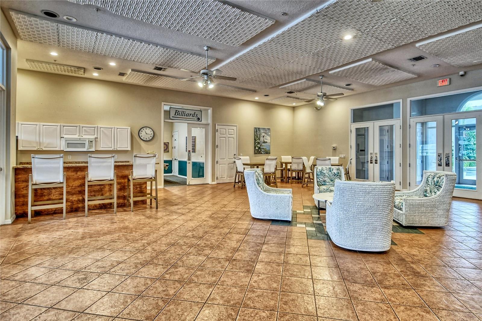 Image 29 of 92 For 8375 Glenrose Way 211