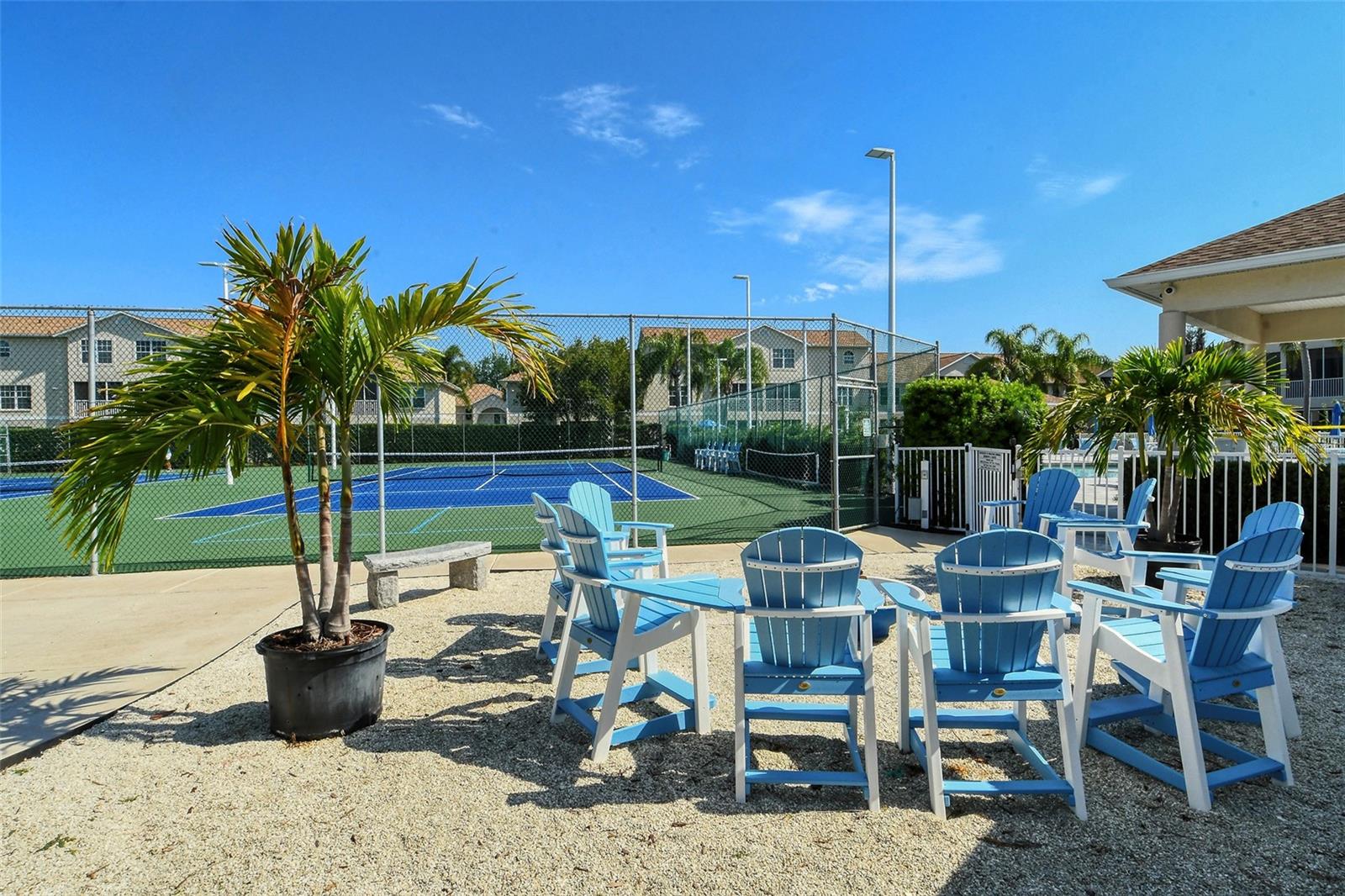 Image 47 of 92 For 8375 Glenrose Way 211