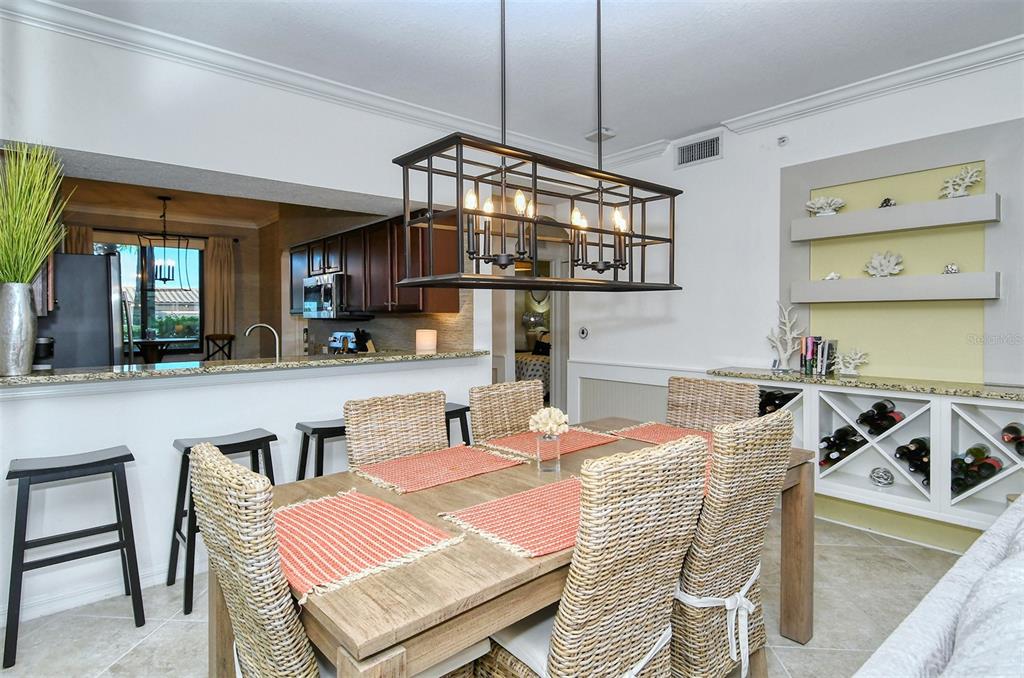Image 20 of 63 For 16706 Vardon Terrace 105
