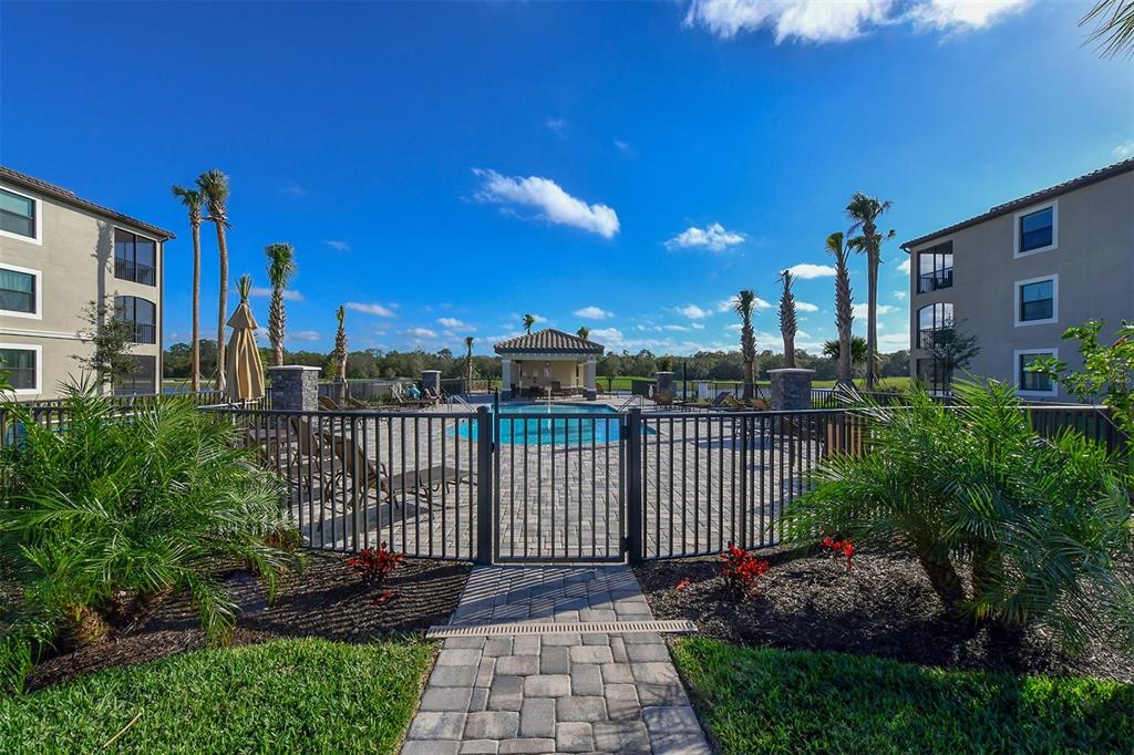 Image 57 of 63 For 16706 Vardon Terrace 105