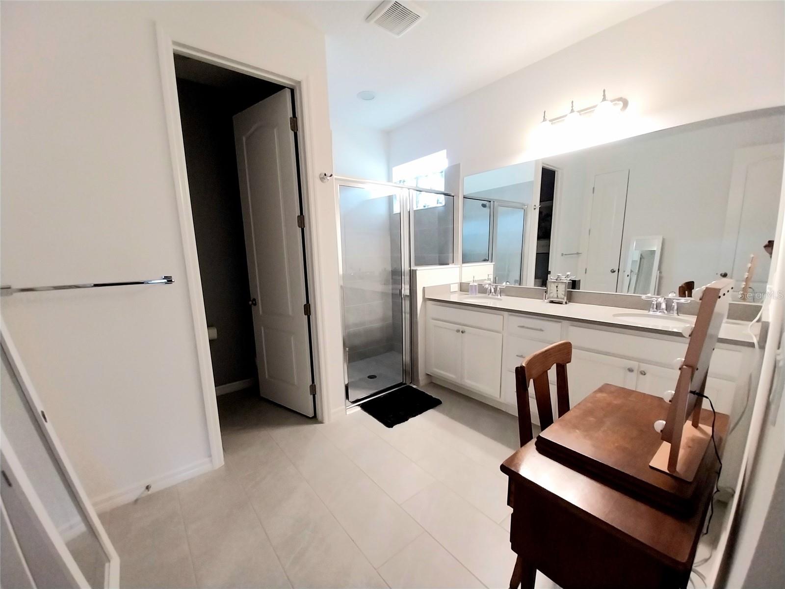 Image 19 of 22 For 10102 Carnoustie Place