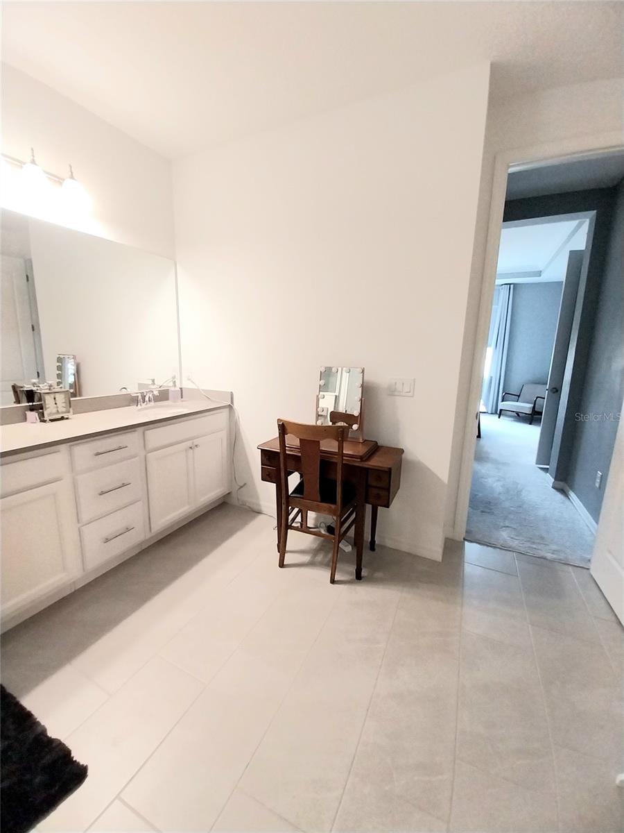 Image 20 of 22 For 10102 Carnoustie Place