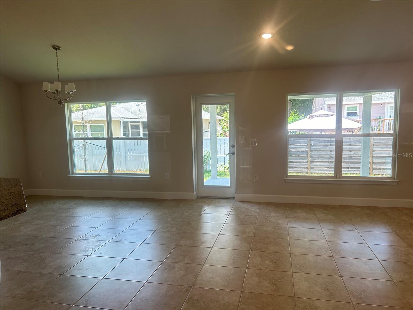 Image 3 of 14 For 1139 Euclid Road